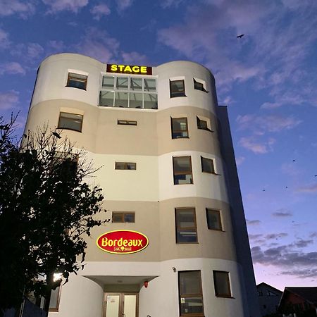 Hotel Bordeaux Galaţi Esterno foto