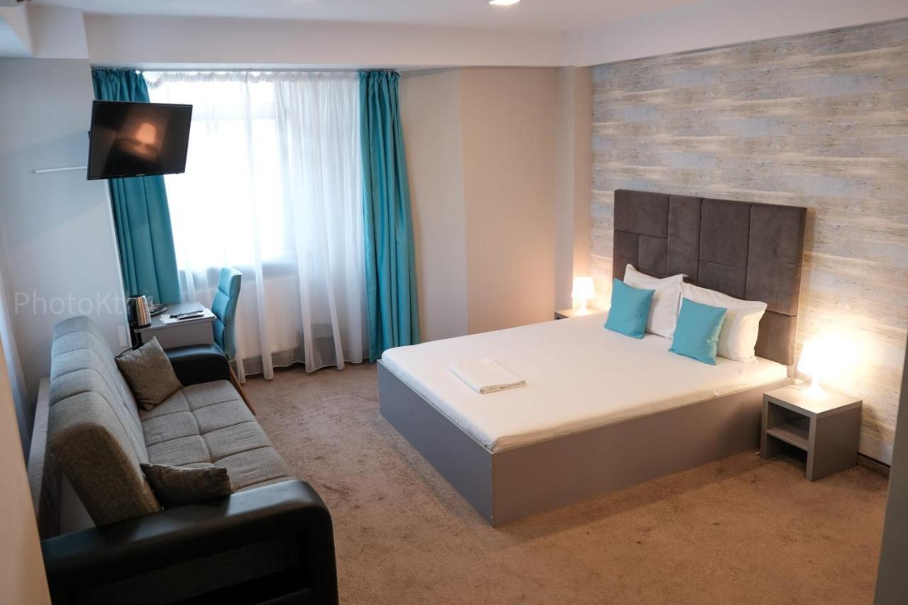 Hotel Bordeaux Galaţi Esterno foto